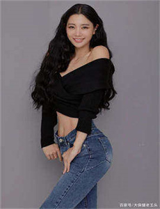 翁公与小莹在客厅激情,优月真里奈在线